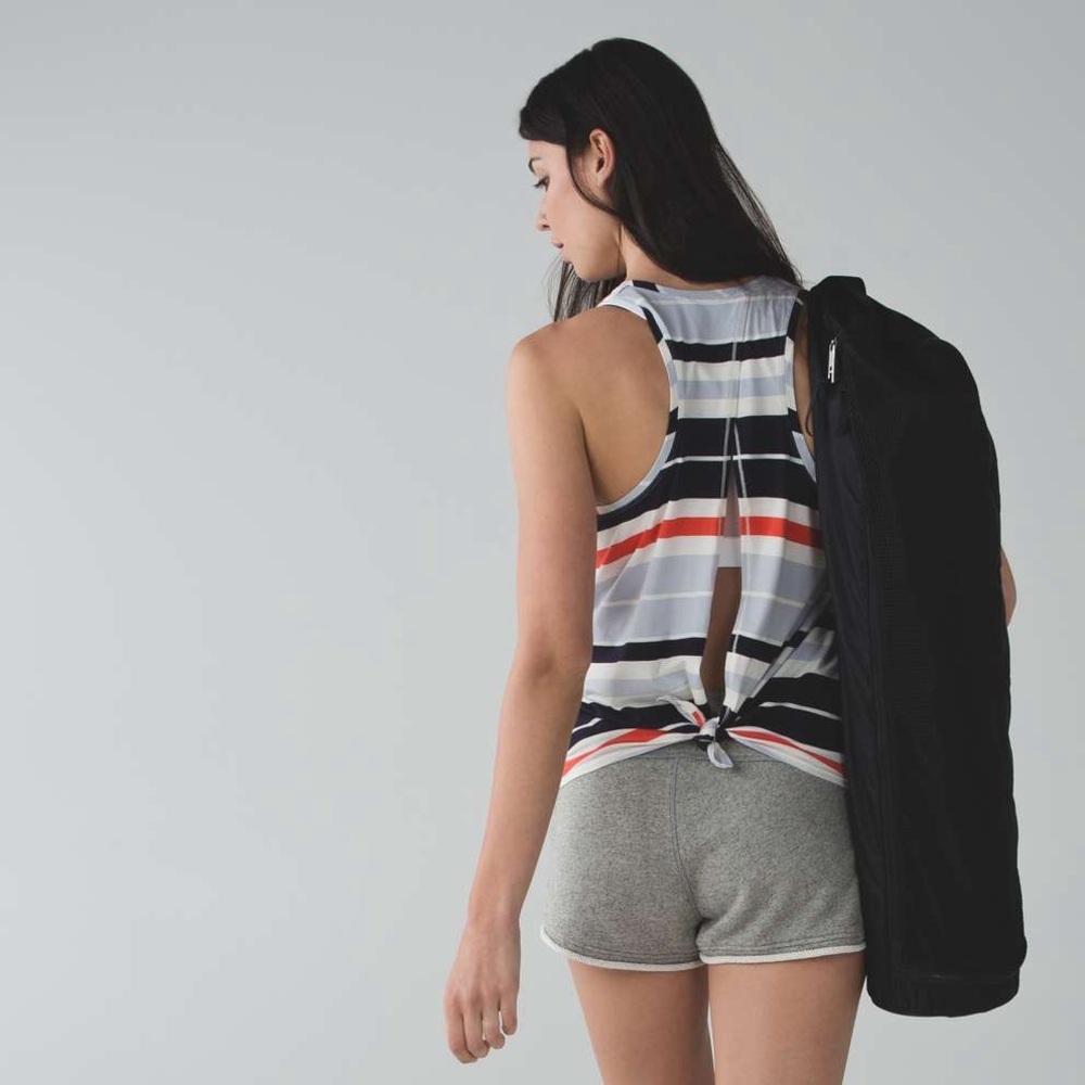 Lululemon All Tied Up Tank
Beach Blanket Stripe Alarming Naval Blue